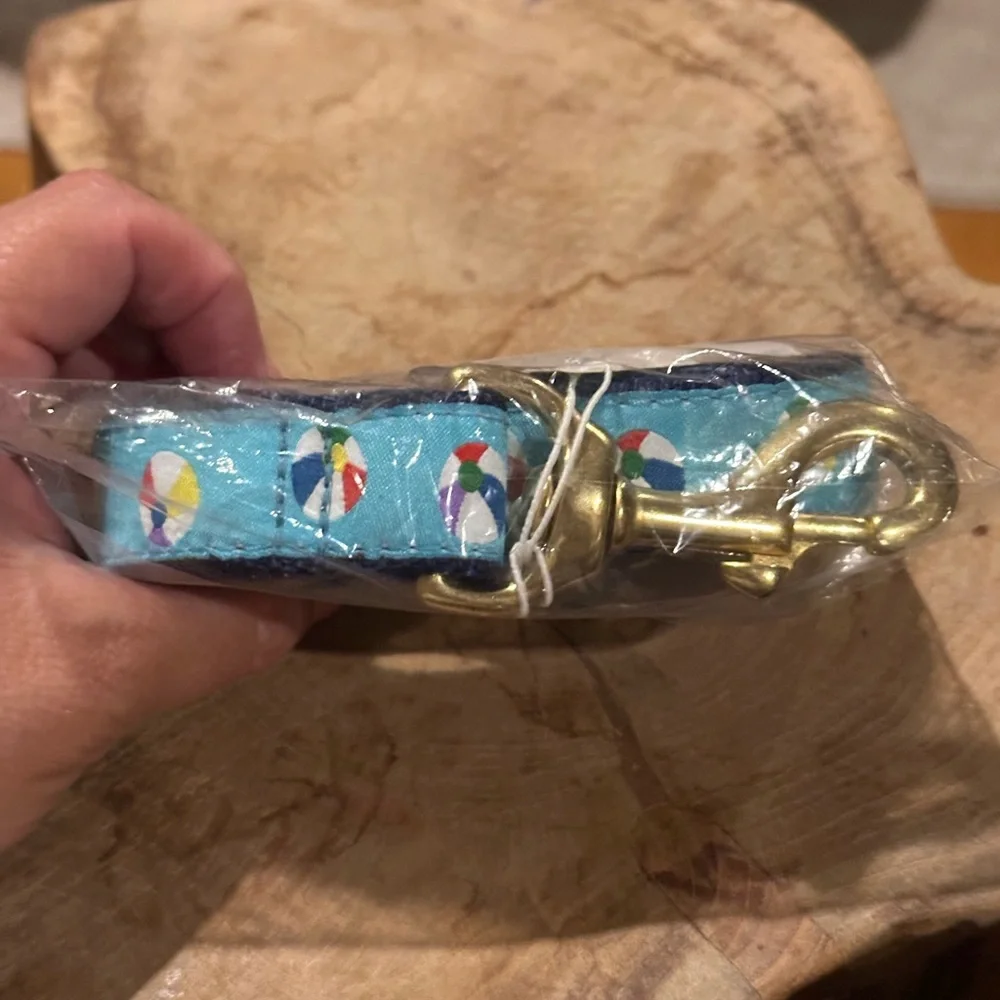 UP COUNTRY dogs Green Market Bamboo Collection Two Collars and Two Leashes